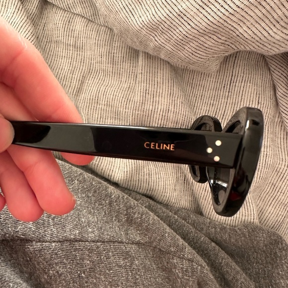 Celine oval cateye sunglasses in black - Picture 3 of 5